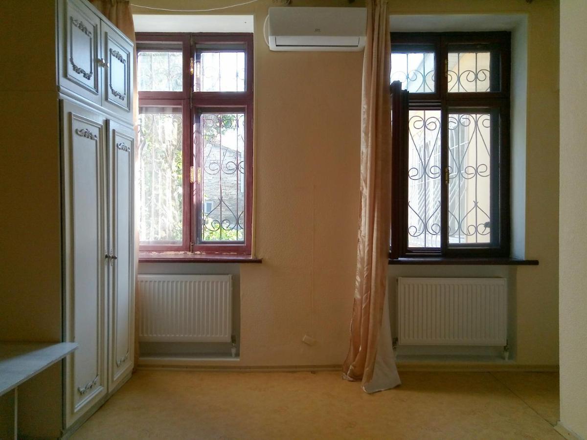 Homestay On Kanatna Street 57 Odessa Eksteriør billede