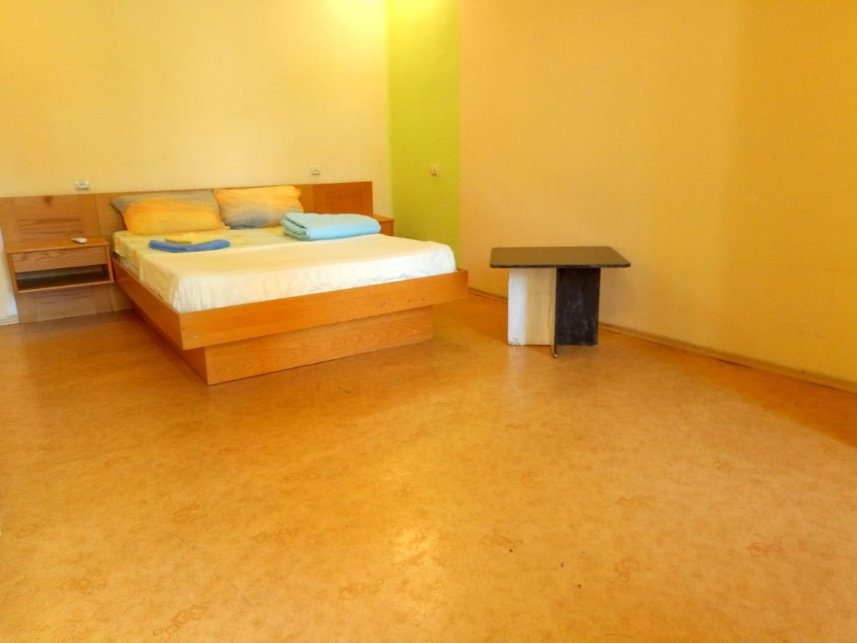 Homestay On Kanatna Street 57 Odessa Eksteriør billede